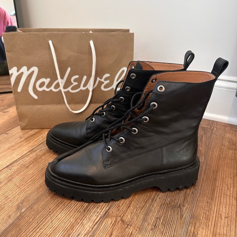 Madewell - The Shelton Laceup Boot